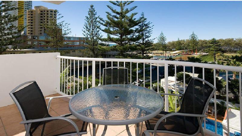The Ritz Resort Heated Pool Gold Coast Bagian luar foto